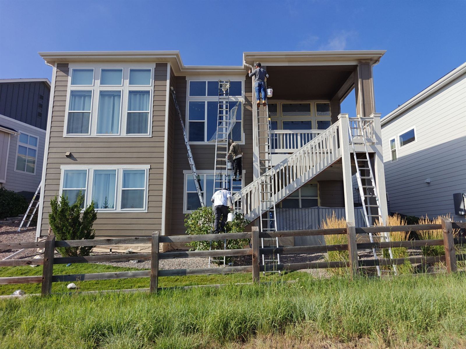 Freshly painted home exterior completed by Arvada PaintWorks in Arvada, Colorado